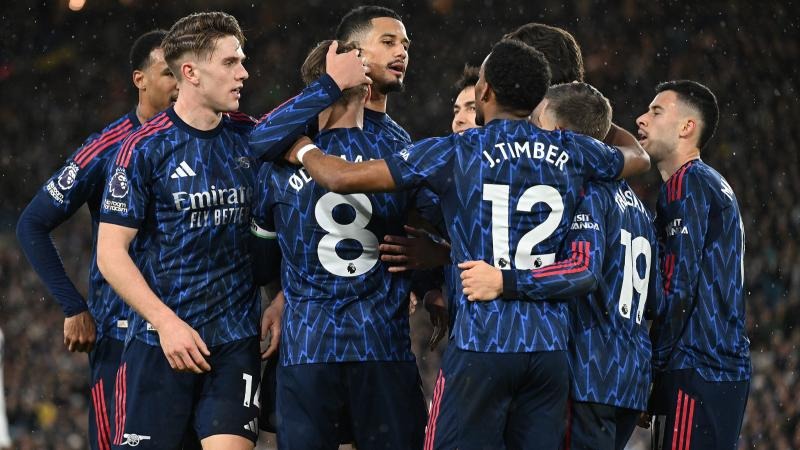 博主：梅州客家边后卫茹子楠将加盟北京国安